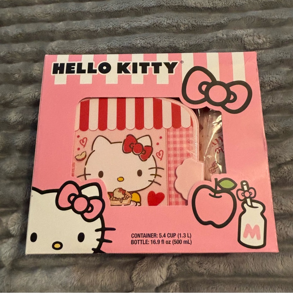 Hello Kitty Lunch Container & Water Bottle